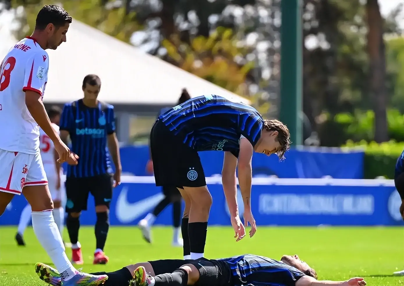 比的是巴斯, 进行了更换 比的是巴斯, 进行了更换