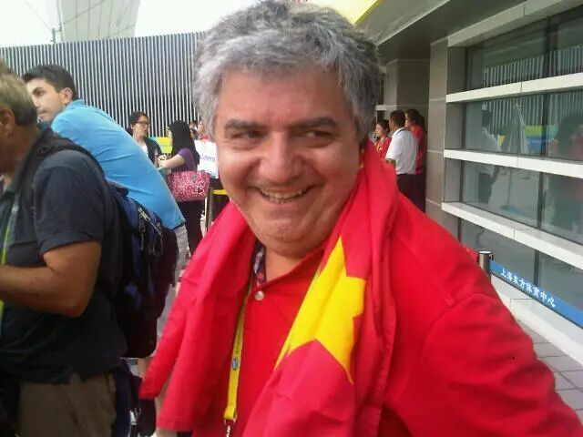 当然, nIwEx, 非常愚蠢的 当然, nIwEx, 非常愚蠢的