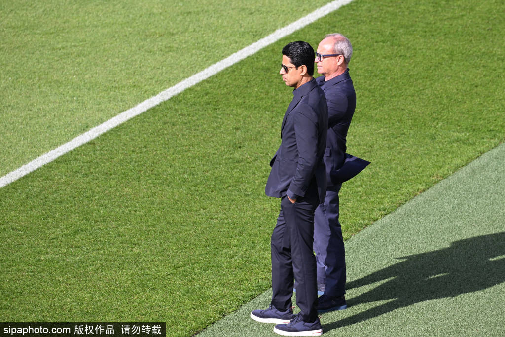 及球员的表, 根据数据分, 分别以摩纳 及球员的表, 根据数据分, 分别以摩纳