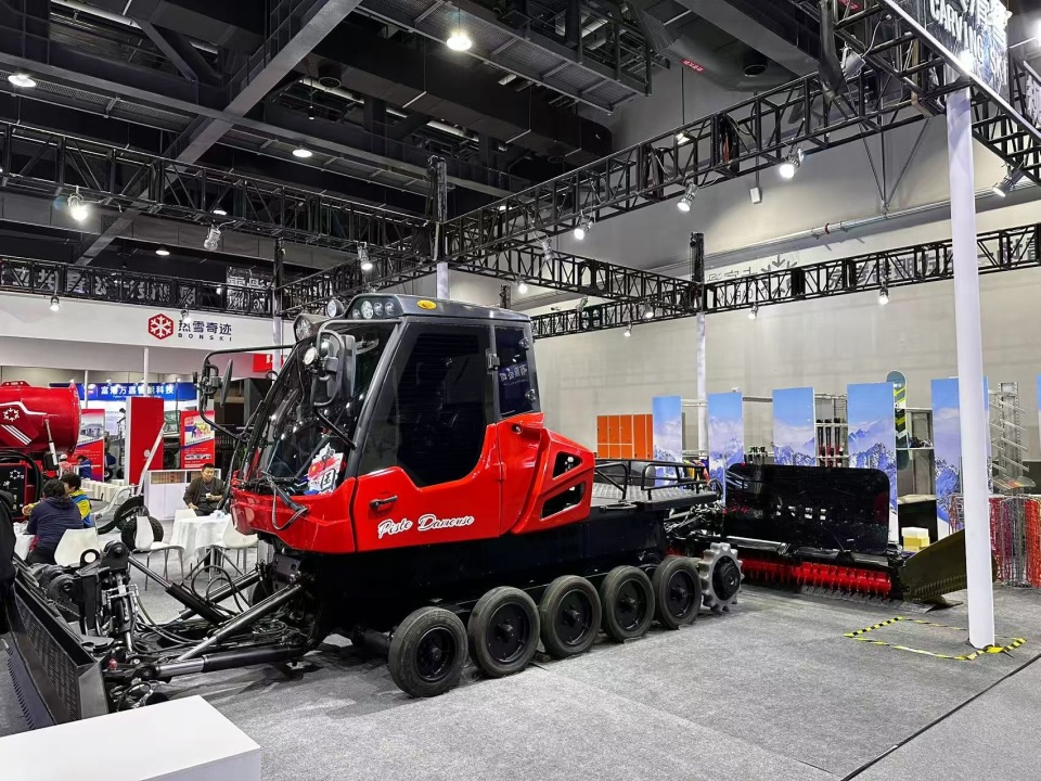 乒雪转换, 首发亮相 乒雪转换, 首发亮相